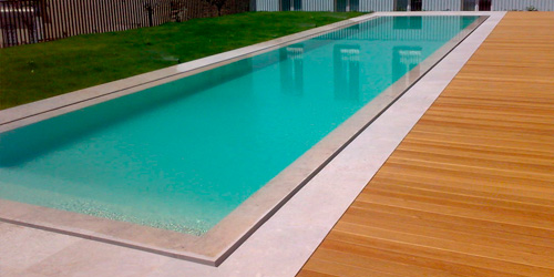 Construção de Piscina de Caleira Finlandesa